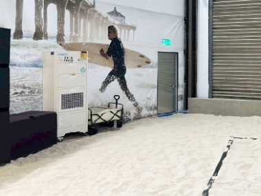 NVA室內沙灘排球場│選擇COOLBIT 專業空害防治機,降低球場粉塵汙染,提供球友最好的運動環境